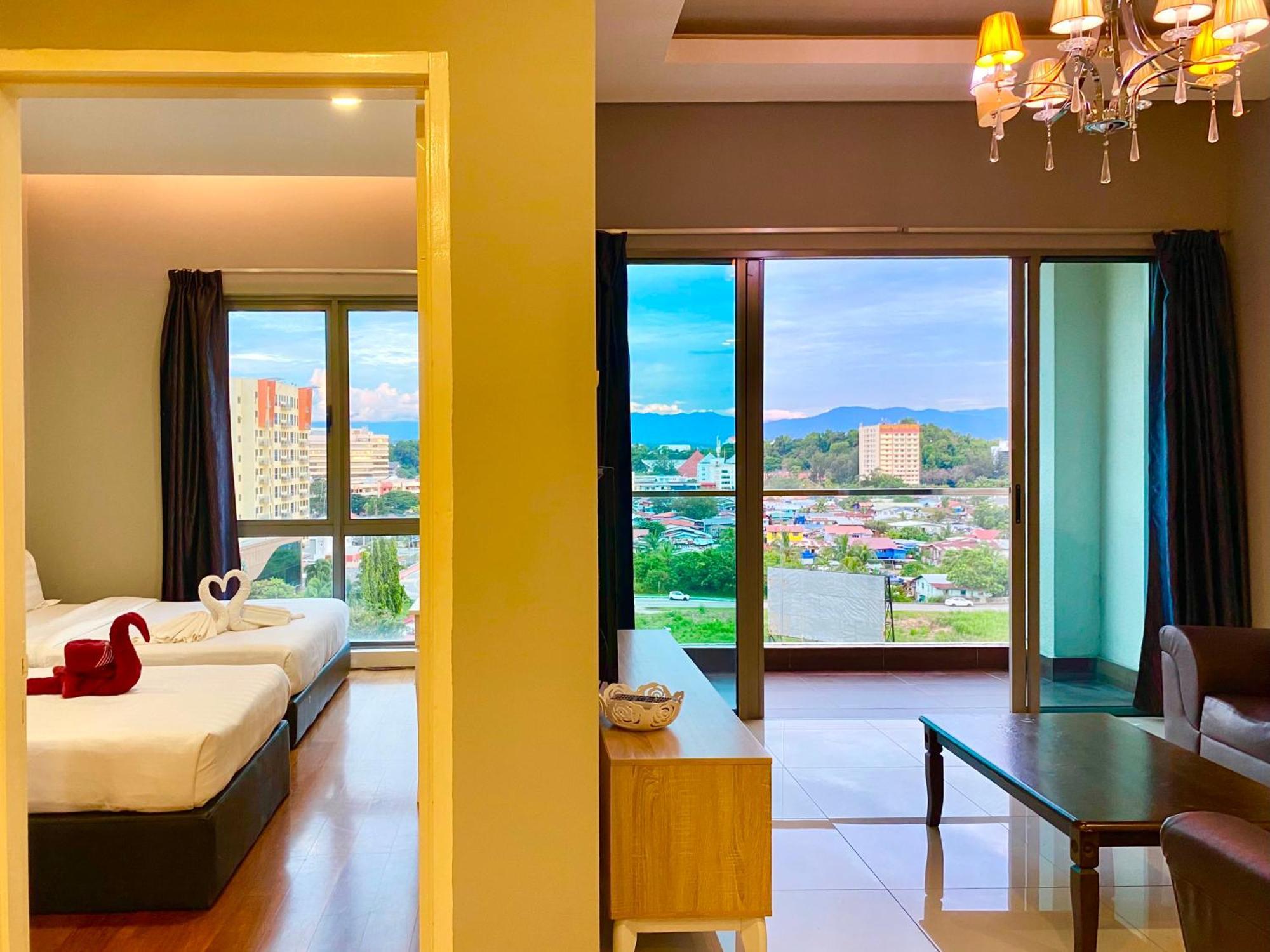 Capital O 90987 The Loft Residences Homestay @ Imago Shopping Mall 2 Kampong Sembulan Zewnętrze zdjęcie