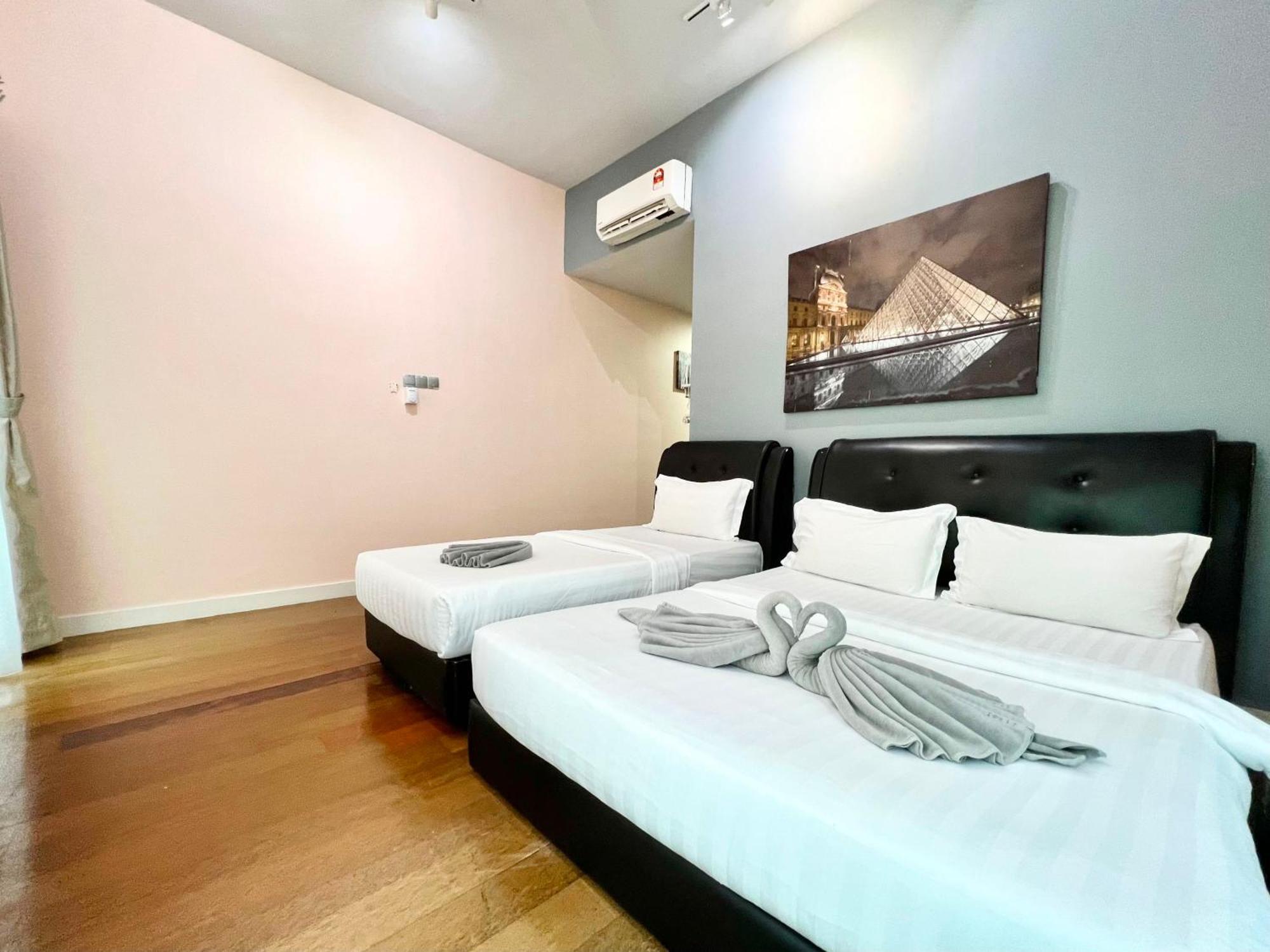 Capital O 90987 The Loft Residences Homestay @ Imago Shopping Mall 2 Kampong Sembulan Zewnętrze zdjęcie
